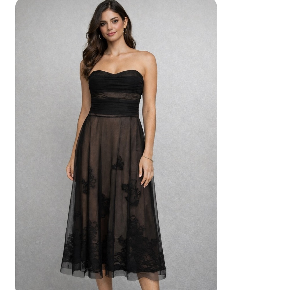 BCBG MAXAZRIA Black Lace Strapless Dress Size 2